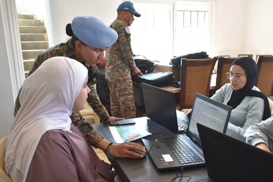 Peacekeepers launch computer course for local women